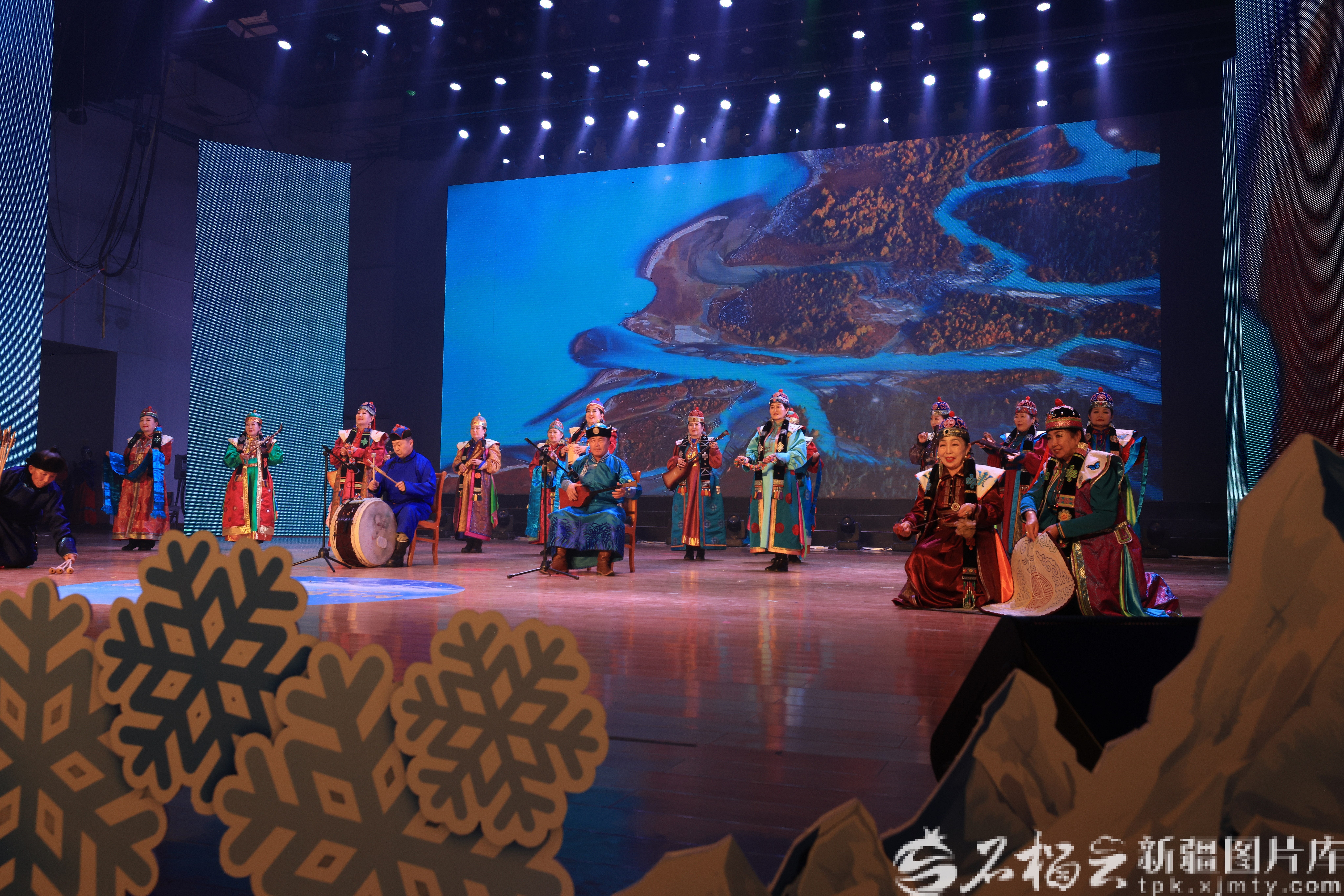 mmexport1765884211752